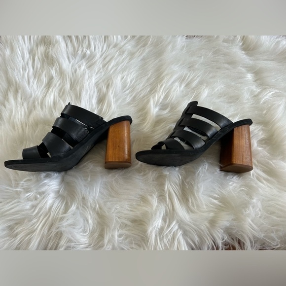 Treasure & Bond Sandal 8 - Picture 3 of 5